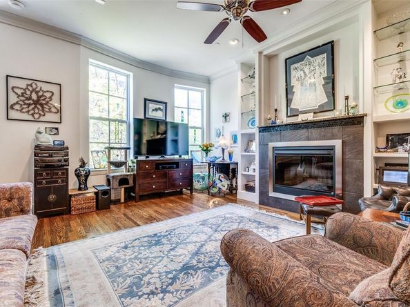 3200  Ross Avenue  15, Dallas Texas 75204