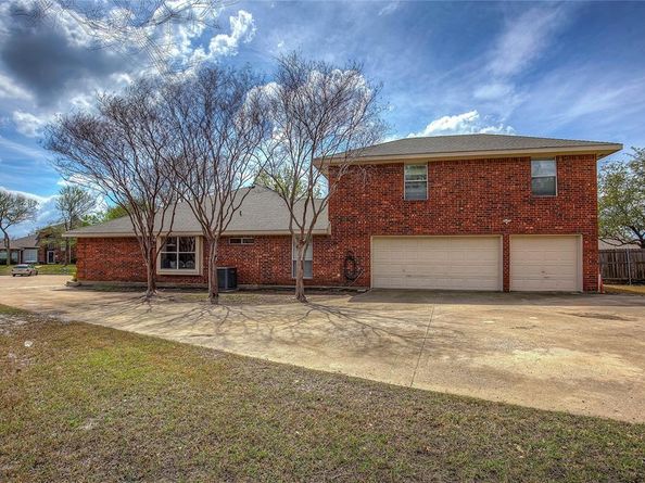 844  Bear Branch Court , Rockwall Texas 75087