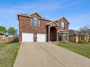 1500  Chateau Lane , Mansfield Texas 76063