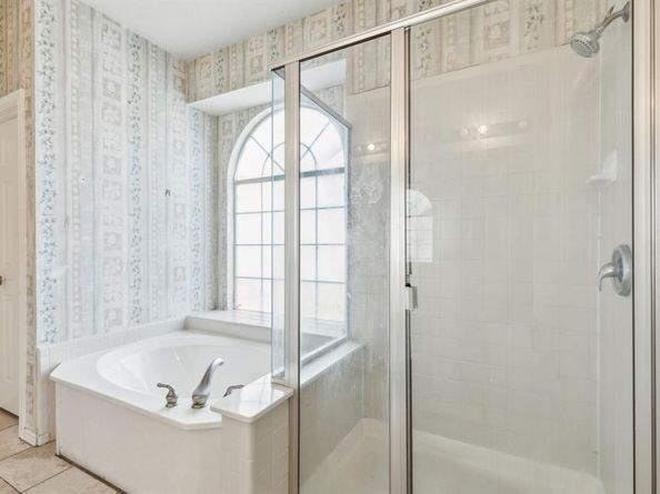 1500  Chateau Lane , Mansfield Texas 76063