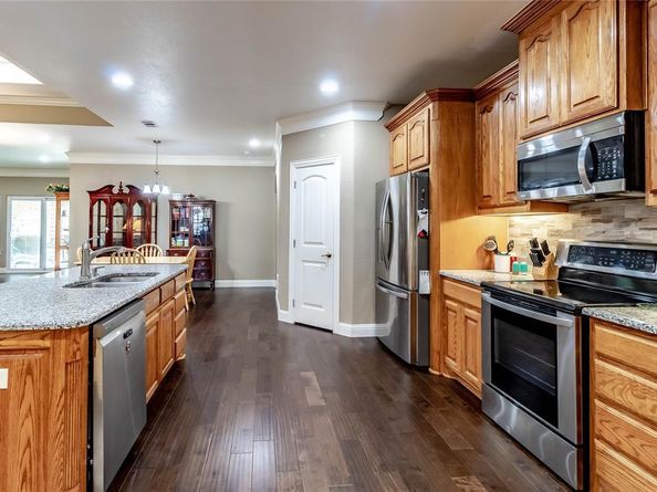 1614  Pebble Beach Lane , Cedar Hill Texas 75104