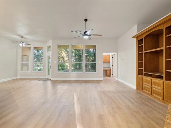 815  Sherry Lane S, Krugerville Texas 76227