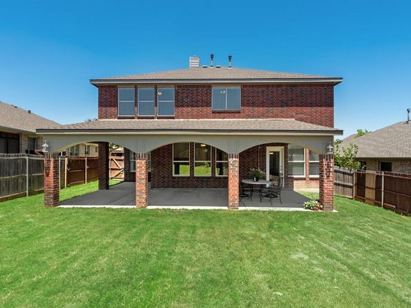 1310  Chestnut Hill Drive , Wylie Texas 75098