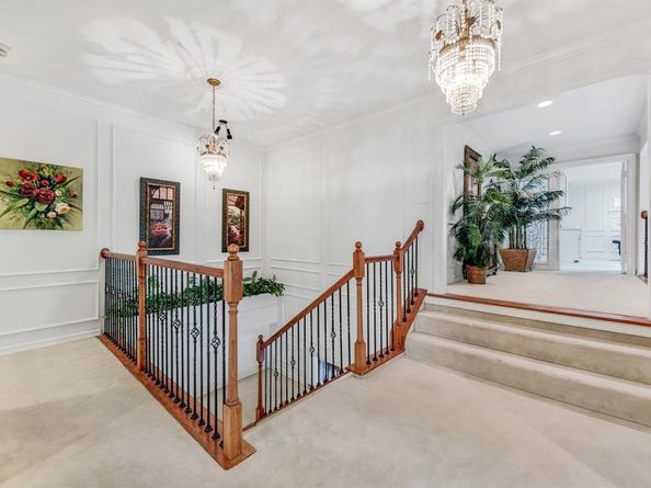 7204  Debbe Drive , Dallas Texas 75252