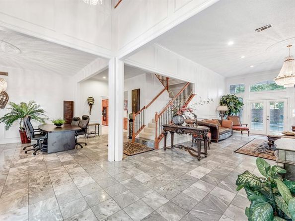 7204  Debbe Drive , Dallas Texas 75252