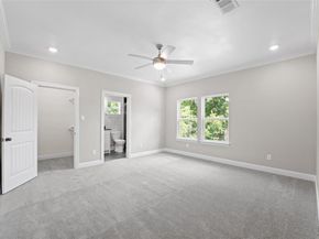 2410  Hudspeth Avenue , Dallas Texas 75216