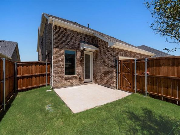 3120  Arthurdale Street , Celina Texas 75009