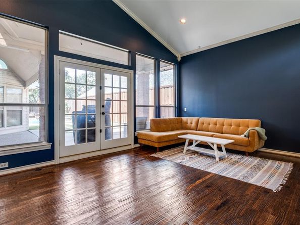 18807  Fortson Avenue , Dallas Texas 75252