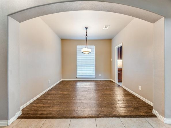 1110  Central Way , Lantana Texas 76226