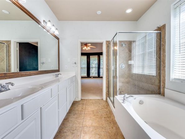 1110  Central Way , Lantana Texas 76226