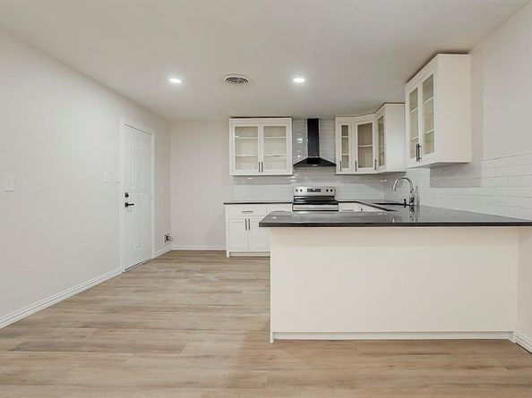 1728  Provine Street , Fort Worth Texas 76103