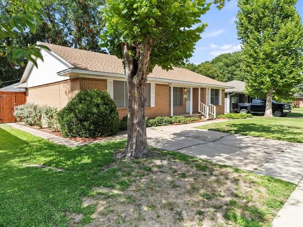 1015  Alamo Lane , Garland Texas 75040