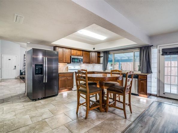 3709  Dumas Trail , Garland Texas 75043