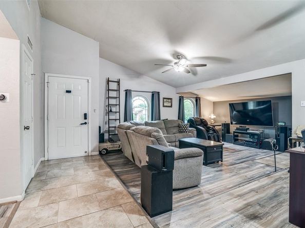 3709  Dumas Trail , Garland Texas 75043