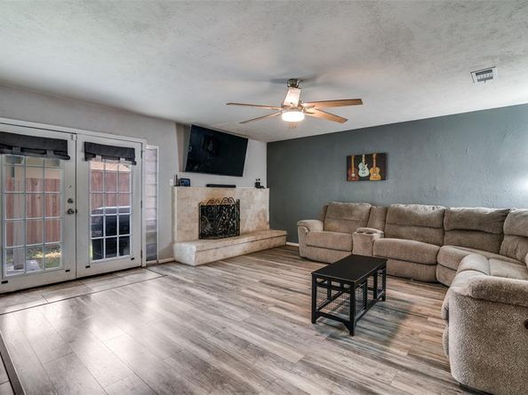3709  Dumas Trail , Garland Texas 75043