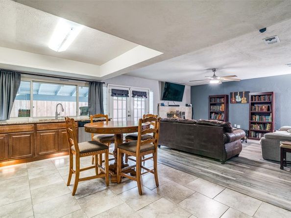 3709  Dumas Trail , Garland Texas 75043