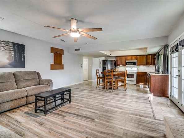 3709  Dumas Trail , Garland Texas 75043