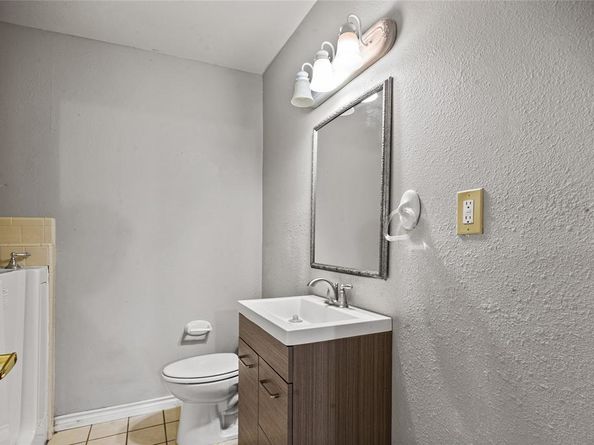 402 S Walker Street , Mesquite Texas 75149