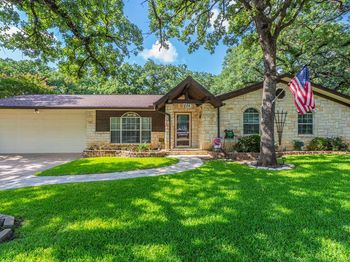 604  Brookview Drive 