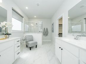 538  Torrey Pines Circle , Heath Texas 75032