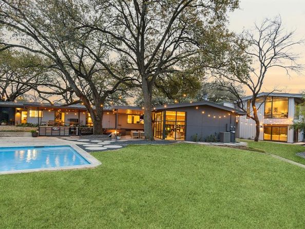 8441  San Benito Way , Dallas Texas 75218