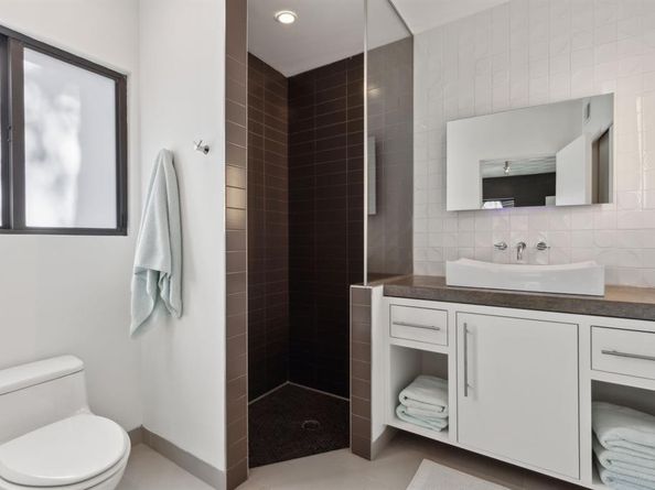 8441  San Benito Way , Dallas Texas 75218