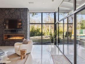 8441  San Benito Way , Dallas Texas 75218