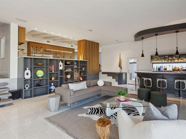 8441  San Benito Way , Dallas Texas 75218