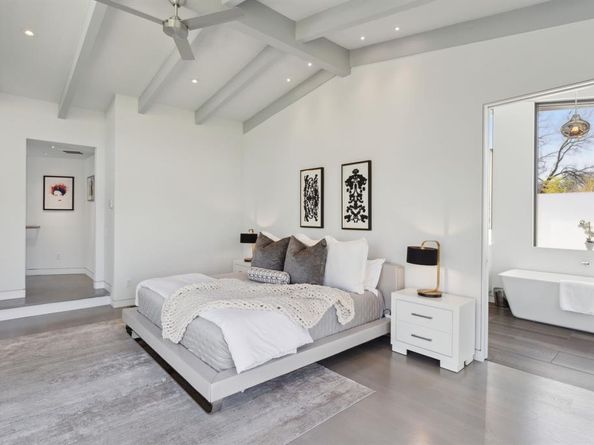 8441  San Benito Way , Dallas Texas 75218