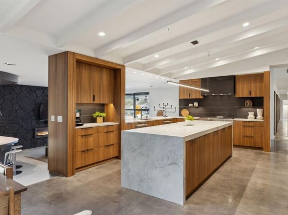 8441  San Benito Way , Dallas Texas 75218