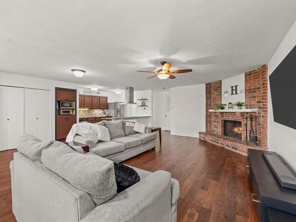 3221  Bunker Hill Drive , Forest Hill Texas 76140