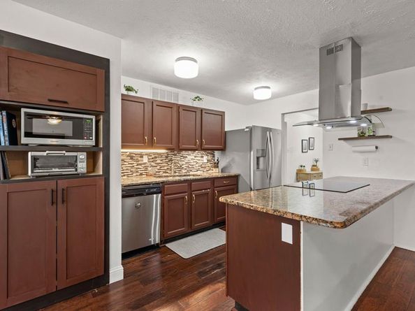3221  Bunker Hill Drive , Forest Hill Texas 76140
