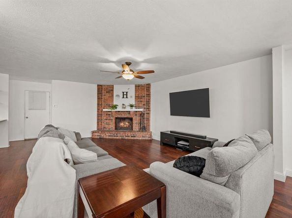 3221  Bunker Hill Drive , Forest Hill Texas 76140
