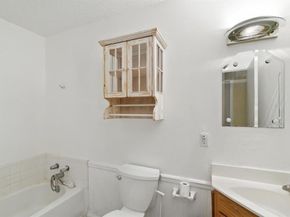 5704  Woodhollow Drive , Arlington Texas 76016