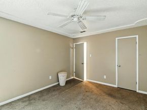 5704  Woodhollow Drive , Arlington Texas 76016