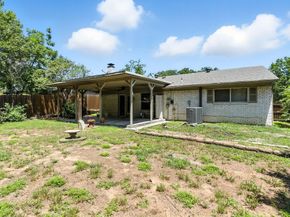 5704  Woodhollow Drive , Arlington Texas 76016