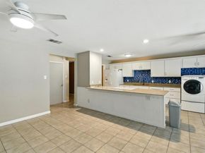5704  Woodhollow Drive , Arlington Texas 76016