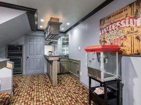 1980  Gertie Barrett Road , Mansfield Texas 76063