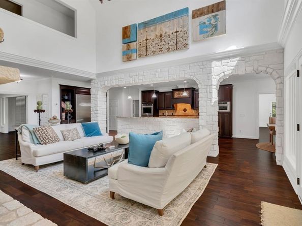 1980  Gertie Barrett Road , Mansfield Texas 76063