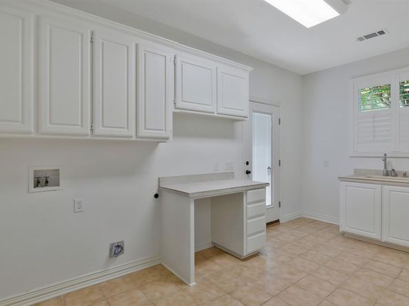 1980  Gertie Barrett Road , Mansfield Texas 76063