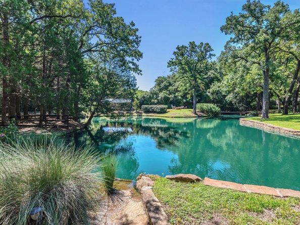 1980  Gertie Barrett Road , Mansfield Texas 76063