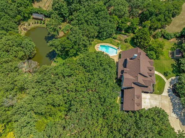 1980  Gertie Barrett Road , Mansfield Texas 76063