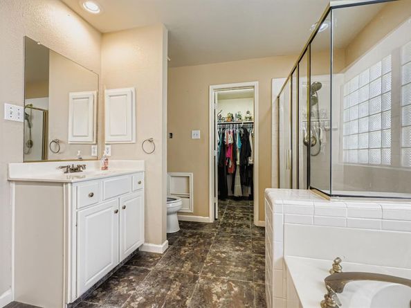 4422  Wescott Drive , Grand Prairie Texas 75052