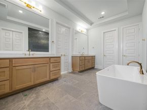 407  Double Eagle Court , Heath Texas 75032
