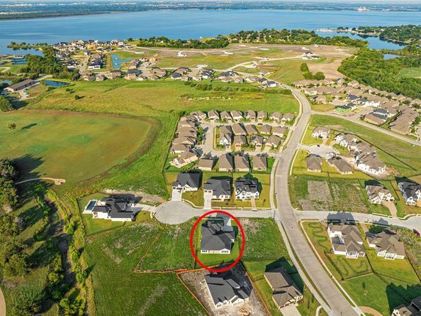 407  Double Eagle Court , Heath Texas 75032