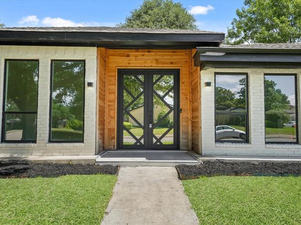 7103  Blythdale Drive , Dallas Texas 75248