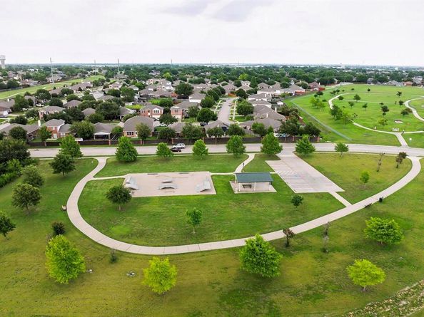 908  Greene Way , Wylie Texas 75098