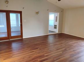 5706  Banting Way , Dallas Texas 75227