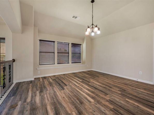 2505  Claymore Avenue , Garland Texas 75043