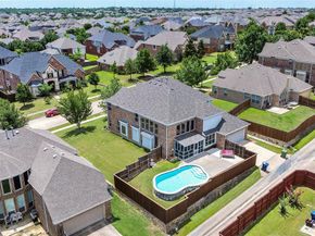 2505  Claymore Avenue , Garland Texas 75043
